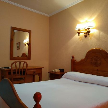 Hotel Restaurante La Rabida Палос-де-ла-Фронтера Екстер'єр фото